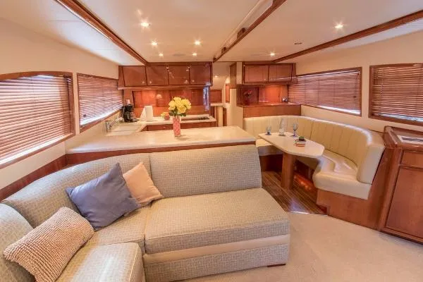 Slide: The Image of Bertram Sportfish 510 BERTRAM 2005 - 9