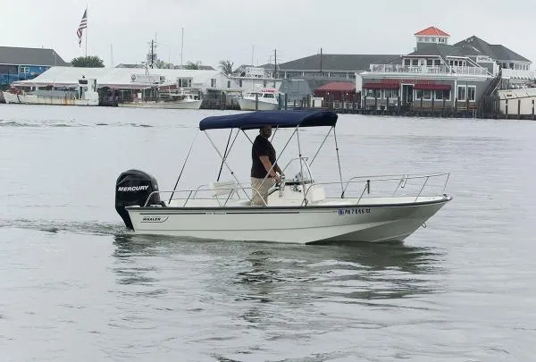 Slide: The Image of Boston Whaler 170 Montauk 2007 - 2