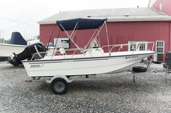 Slide: The Image of Boston Whaler 170 Montauk 2007 - 3