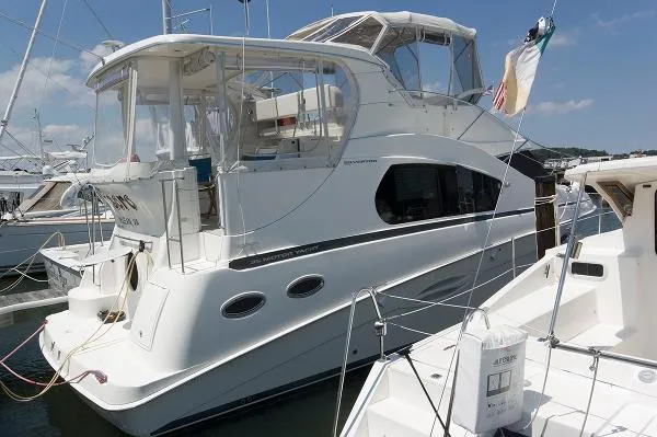 Slide: The Image of Silverton 35 Motor Yacht 2005 - 0