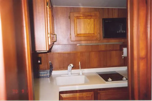 Slide: The Image of Hatteras Convertible 1976 - 4