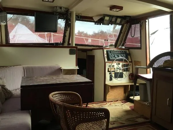 Slide: The Image of Prairie (Jack Hargrave Design) 36 Trawler 1981 - 3