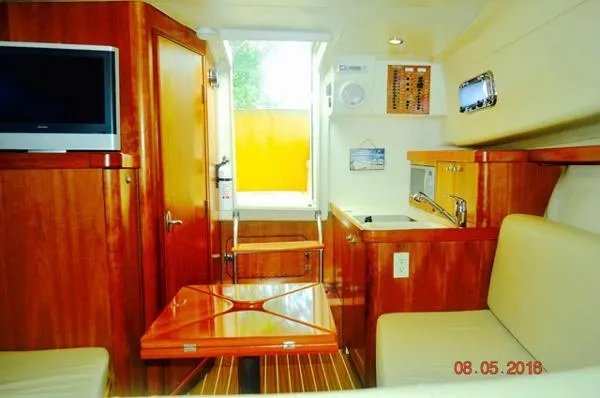 Slide: The Image of Mainship Mainship Pilot II 2006 - 9