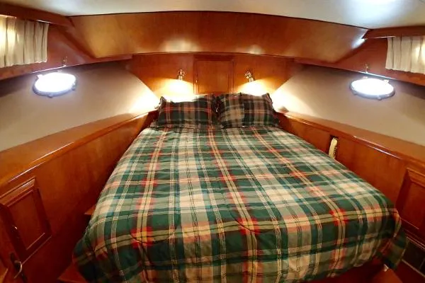 Slide: The Image of Ocean Alexander CPMY 1988 - 11