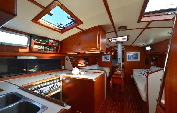 Slide: The Image of Pearson 424 Ketch 1980 - 11