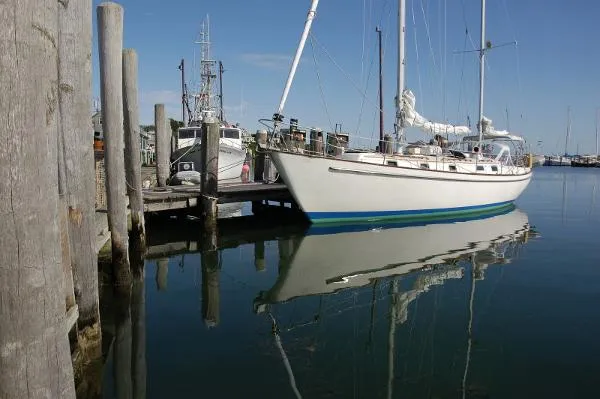 Slide: The Image of Pearson 424 Ketch 1980 - 3