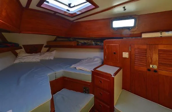 Slide: The Image of Pearson 424 Ketch 1980 - 9