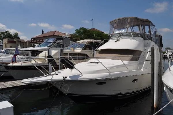 Slide: The Image of Silverton 352 Motor Yacht 2001 - 0