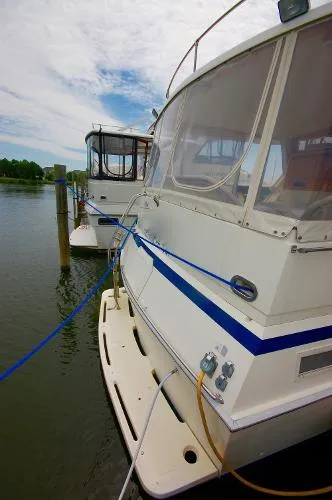 Slide: The Image of Viking 44 Motor Yacht 1988 - 11