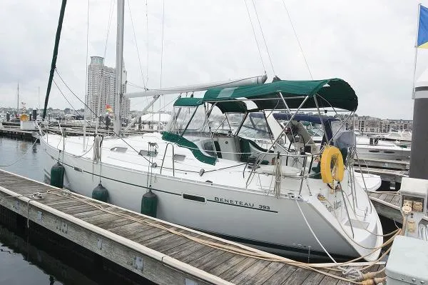 Slide: The Image of Beneteau 393 2007 - 0