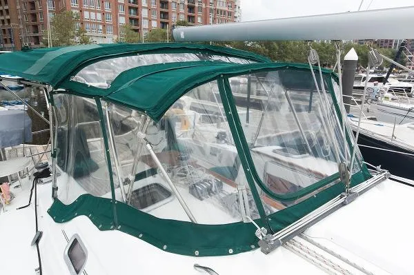 Slide: The Image of Beneteau 393 2007 - 5