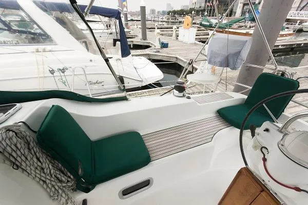 Slide: The Image of Beneteau 393 2007 - 8