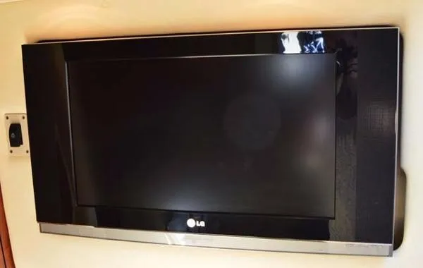 Slide: The Image of Sea Ray 320 Sundancer 2006 - 3
