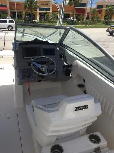 Slide: The Image of Robalo R247 Dual Console 2012 - 3