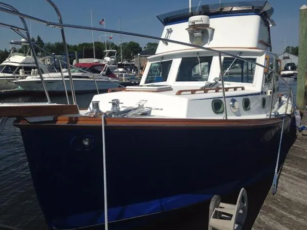 Slide: The Image of Lee S. Wilbur Express Sportfish 1984 - 10