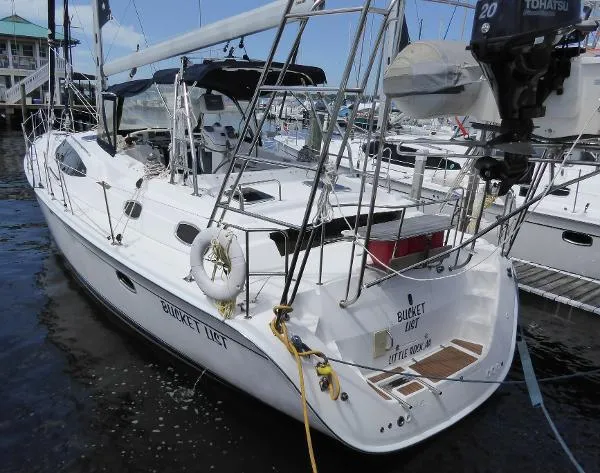 Slide: The Image of Hunter 50 Center Cockpit 2010 - 0