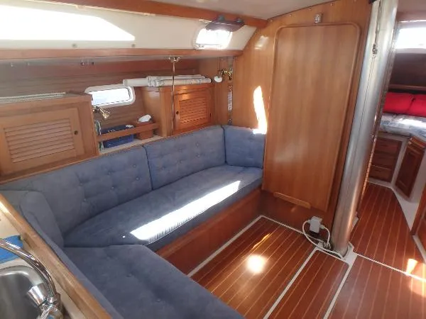 Slide: The Image of Catalina 36 MK II 1995 - 3