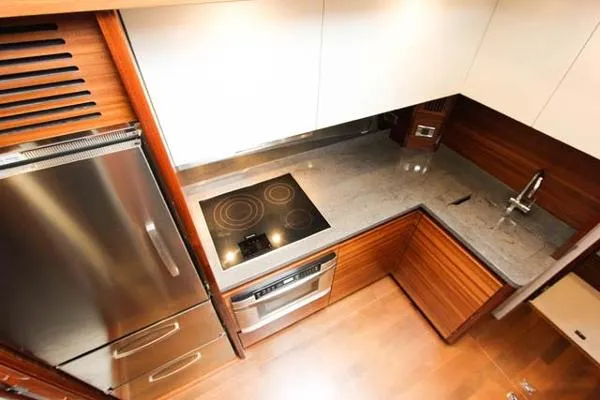 Slide: The Image of Sealine 49 Flybridge 2013 - 4