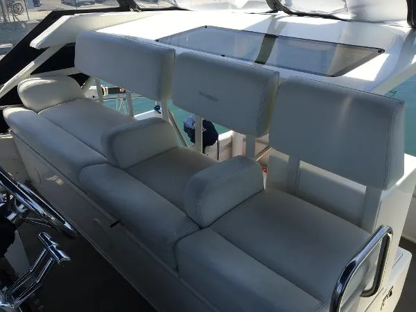 Slide: The Image of Silverton 322 Motor Yacht 2000 - 5