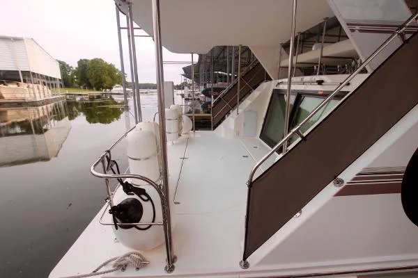 Slide: The Image of Harbor-Master 44 Aft Cabin Wide Body 2004 - 10