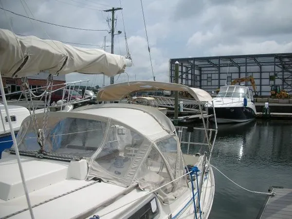 Slide: The Image of Sabre Sloop 1984 - 9