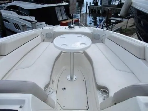 Slide: The Image of Sea Ray 30 SUNDECK 2012 - 6