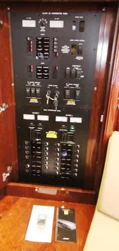 Slide: The Image of Sea Ray 610 Sundancer 2010 - 7