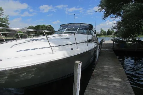 Slide: The Image of Sea Ray 440 Sundancer 1993 - 4