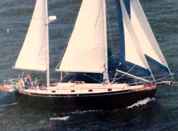 Slide: The Image of Tayana MkII - Ketch 1988 - 0