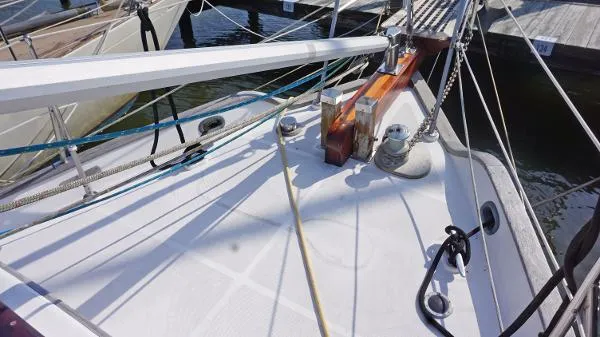 Slide: The Image of Tayana MkII - Ketch 1988 - 4