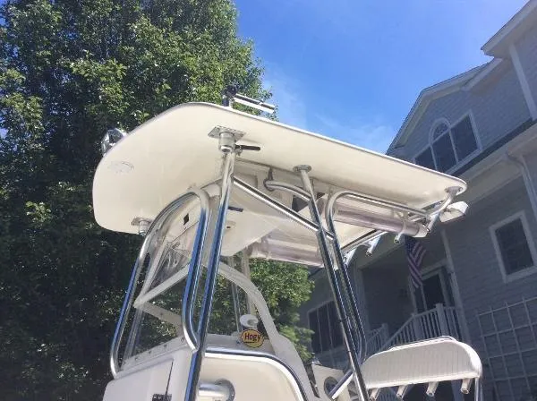 Slide: The Image of Silverhawk 24 Center Console 2001 - 3