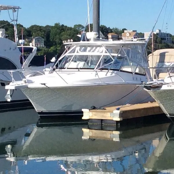 Slide: The Image of Luhrs 28 Open 2005 - 0
