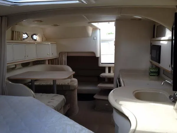 Slide: The Image of Sea Ray 310 Sundancer 2000 - 7