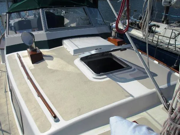 Slide: The Image of Hallberg Rassy 41 Ketch 1977 - 10