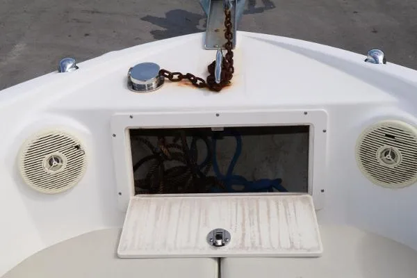 Slide: The Image of Wellcraft 210 Sportsman 2009 - 9