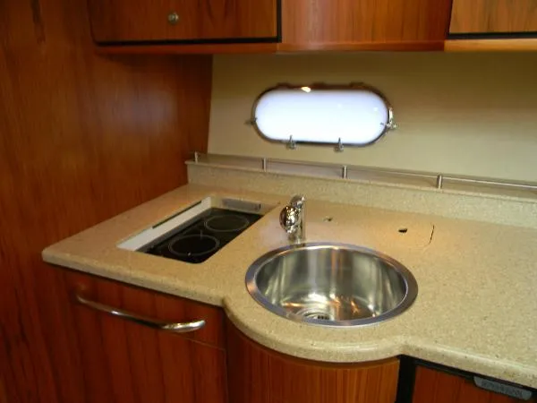 Slide: The Image of Tiara 3900 Sovran 2010 - 6