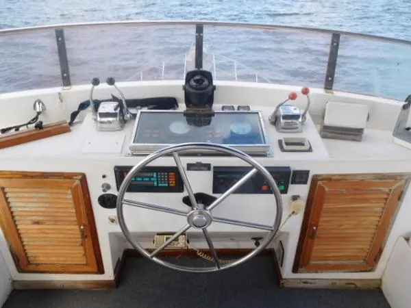 Slide: The Image of Jefferson 42 Sundeck Motor Yacht 1987 - 11