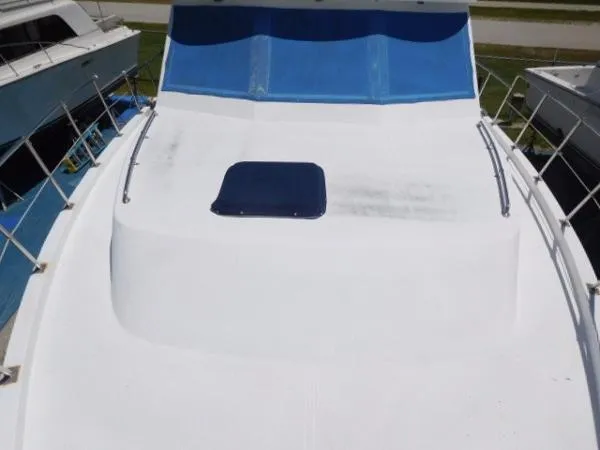 Slide: The Image of Jefferson 42 Sundeck Motor Yacht 1987 - 3
