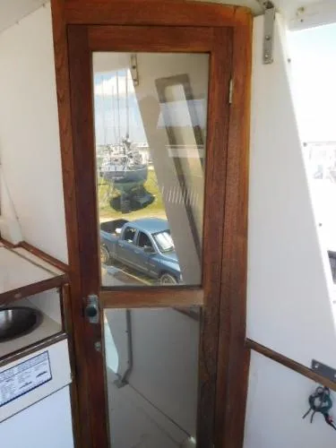 Slide: The Image of Jefferson 42 Sundeck Motor Yacht 1987 - 8
