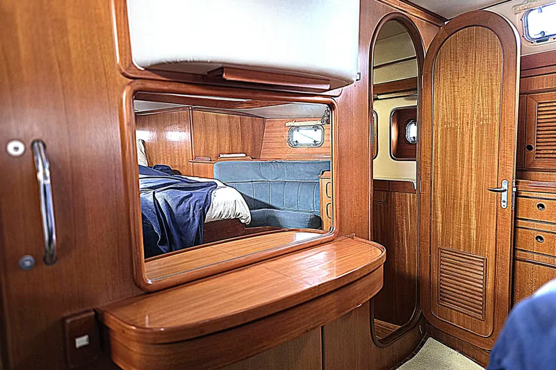 Slide: The Image of Interior of Taswell 43 All Season yacht, 1992 model. - 12