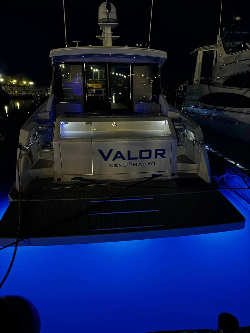 Slide: The Image of Tiara 50 Coupe 2014 - 11