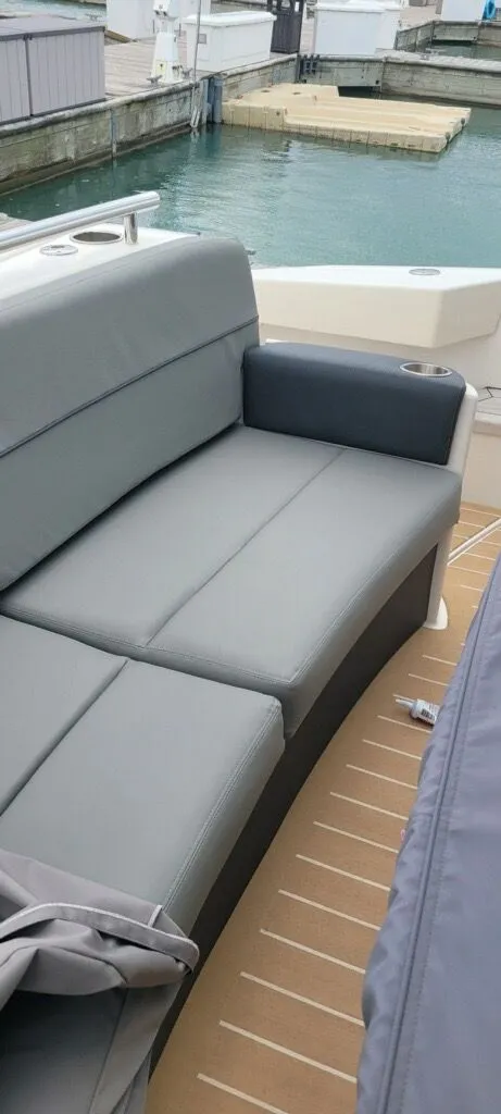 Slide: The Image of Tiara 50 Coupe 2014 - 17