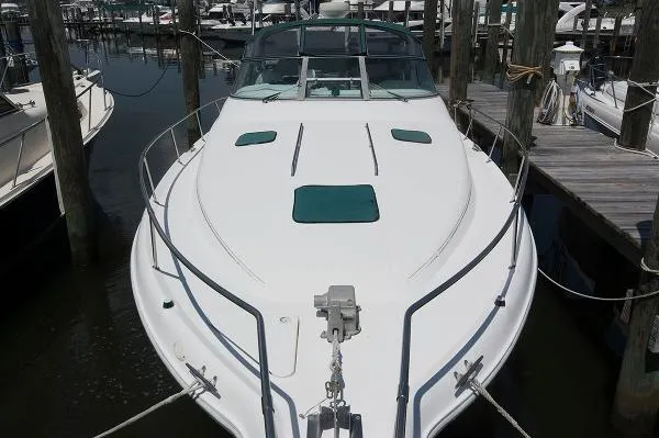 Slide: The Image of Sea Ray 330 Sundancer 1995 - 1