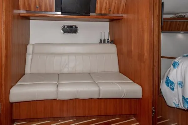 Slide: The Image of Tiara 3600 Sovran 2004 - 7
