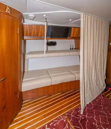 Slide: The Image of Tiara 3600 Sovran 2004 - 8