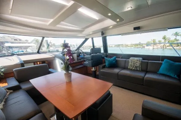 Slide: The Image of Prestige 620 Sportfly 2015 - 6