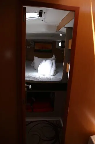 Slide: The Image of Fountaine Pajot Mahe 36 Evolution 2012 - 7