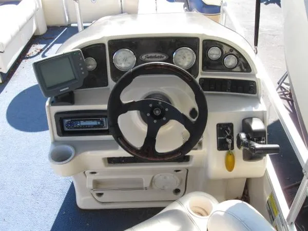 Slide: The Image of Sweetwater Challenger 180 Pontoon 2005 - 3