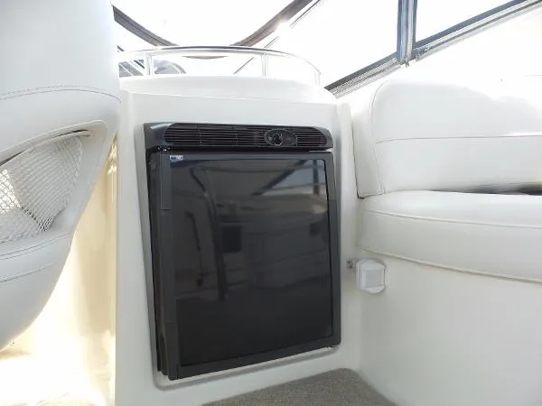 Slide: The Image of Meridian 341 Sedan 2008 - 7