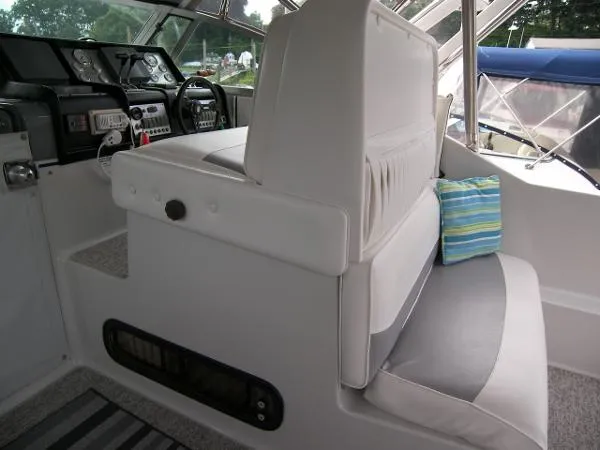 Slide: The Image of Chris-Craft 370 Amerosport 1988 - 10